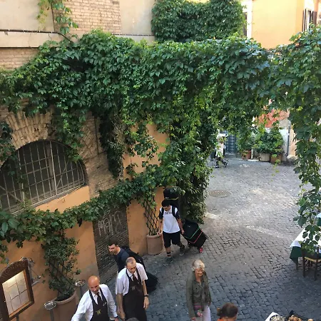 4bros Trastevere/45 * Rome